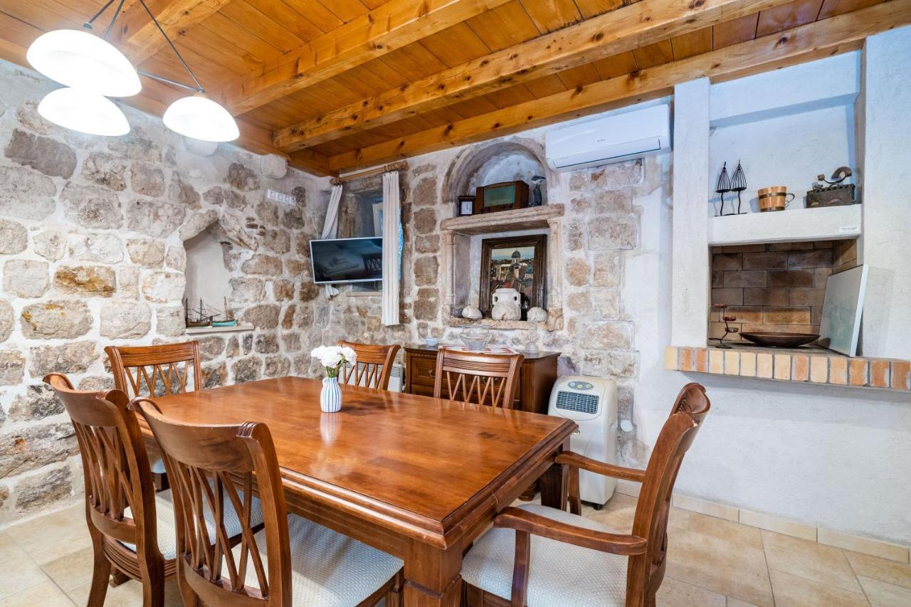 Studio Apartment Pupa Dubrovnik Bagian luar foto