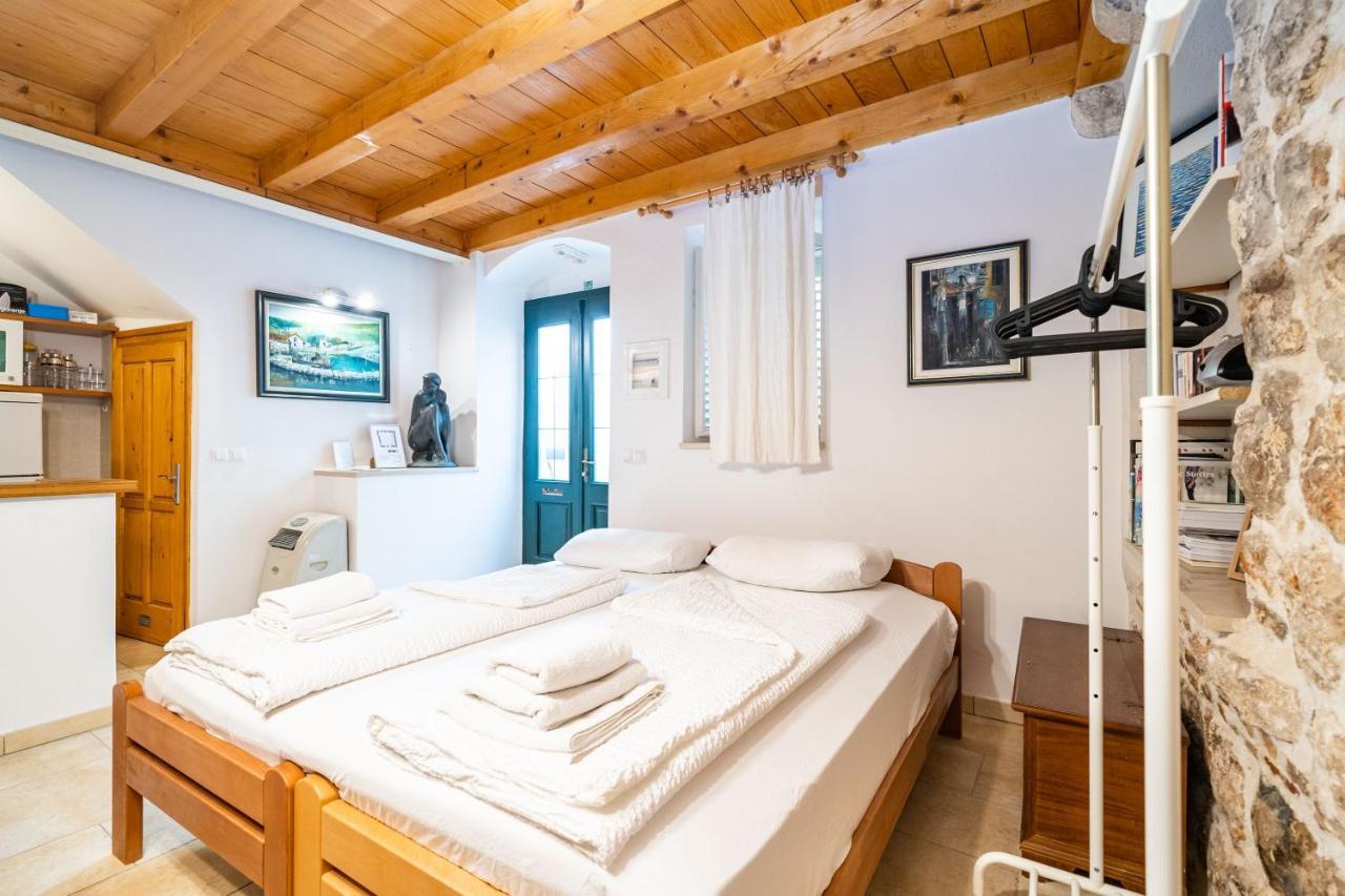 Studio Apartment Pupa Dubrovnik Bagian luar foto