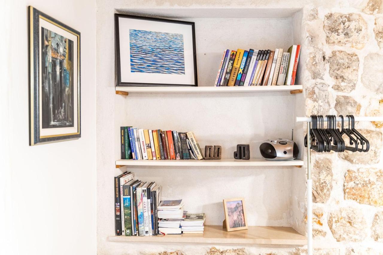 Studio Apartment Pupa Dubrovnik Bagian luar foto