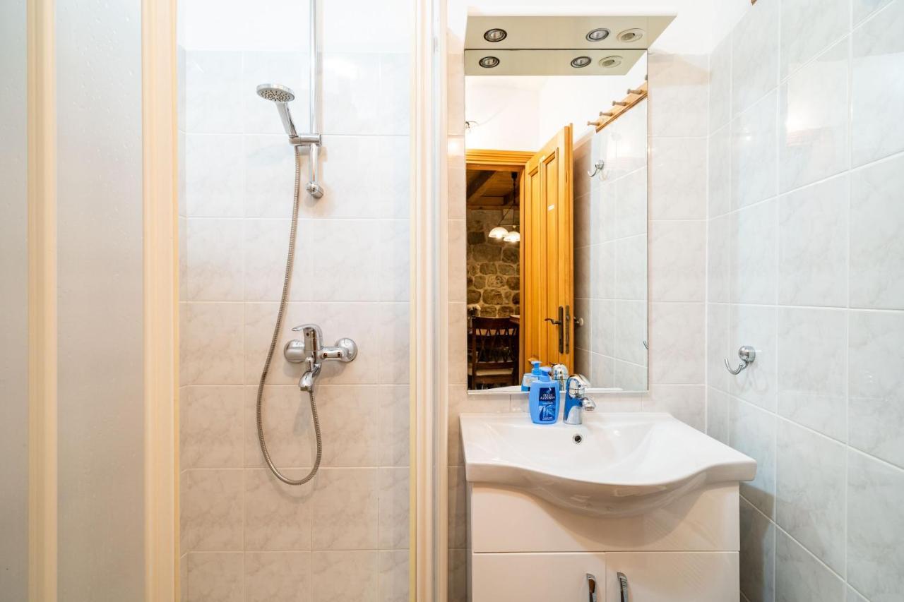 Studio Apartment Pupa Dubrovnik Bagian luar foto